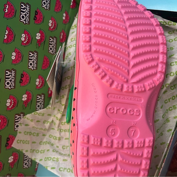 crocs x jolly rancher watermelon W7/M5 36/37 classic clog unisex gidget candy - Picture 6 of 7